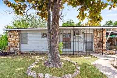 Main picture of 4602 Centralia Dr