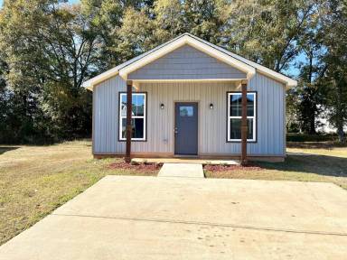 Main picture of 211 Wrightsburg Way