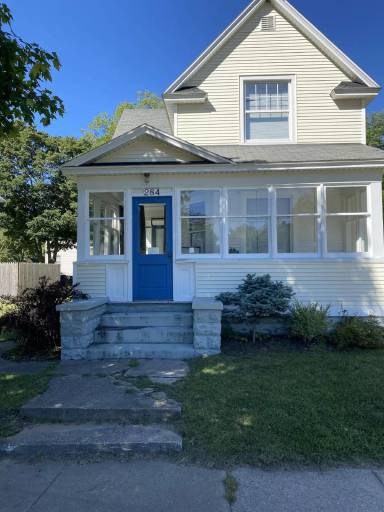 Main picture of 284 1/2 Fairbanks Ave