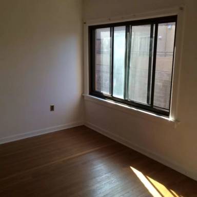 Main picture of 221 W Mercer St