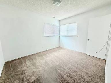 Main picture of 1514 N Hacienda Blvd