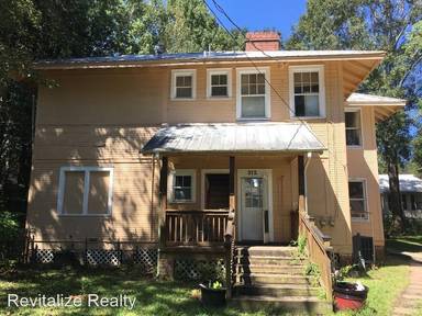 Main picture of 312 1st St