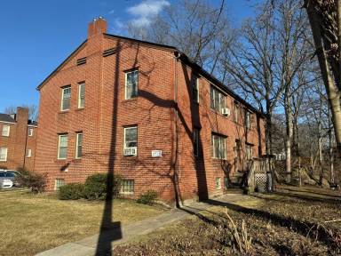 Main picture of 2734 Indianola Ave