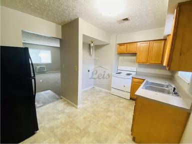 Main picture of 405 N Owens Dr