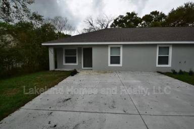 Main picture of 5439 Rebecca Ln