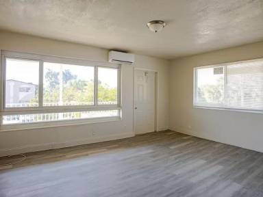 Main picture of 2781 SW 2nd St