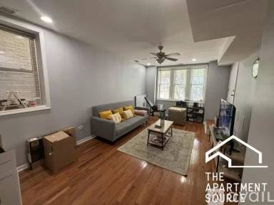 Main picture of 3727 N Ashland Ave