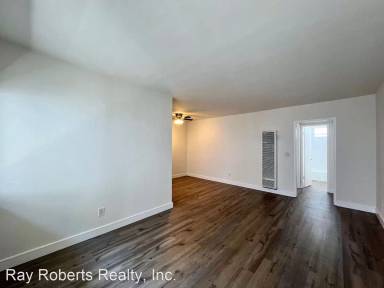 Main picture of 415 N Avenue 50