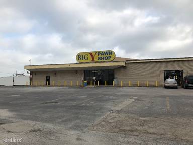 Main picture of 3401 W Pioneer Dr