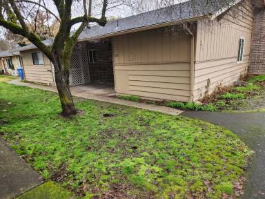 Main picture of 325 S Shasta Ave