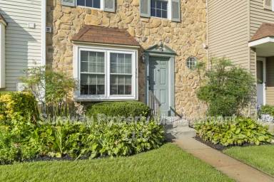 Main picture of 166 Camber Ln
