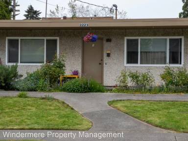 Main picture of 2223 C St