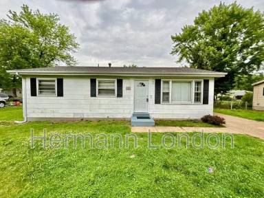Main picture of 1451 Fairmeadows Ln