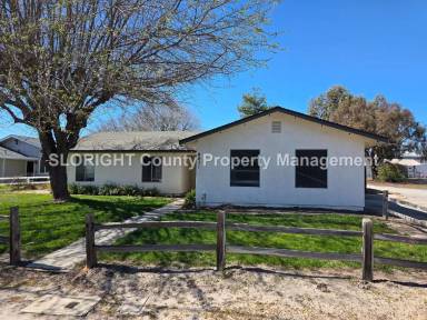 Main picture of 8871 Junipero Ave