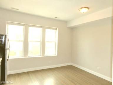 Main picture of 4050 N Milwaukee Ave Apartments