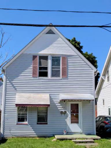 Main picture of 2912 Saratoga Ave