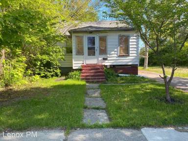 Main picture of 252 Dellwood Ave