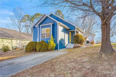 Main picture of 722 Banks St