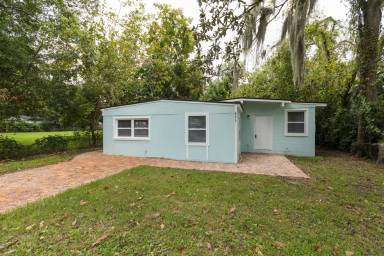 Main picture of 8617 3rd Ave