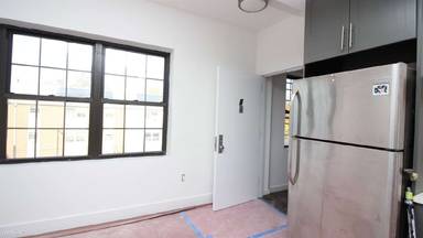 Main picture of 654 Evergreen Ave