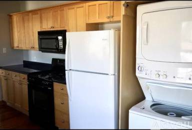 Main picture of 1730 Ford St