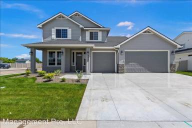 Main picture of 3540 N Tradewind Ave