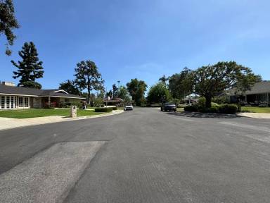 Main picture of 10658 Fullbright Ave