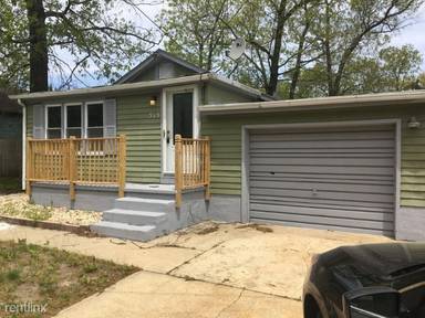 Main picture of 515 Lakehurst Rd