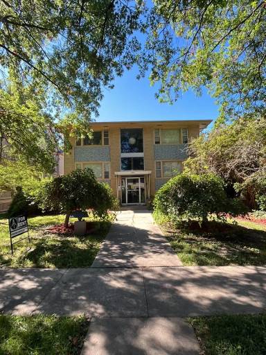 Main picture of 1711 D St