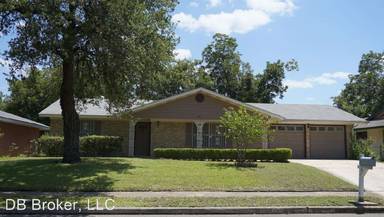 Main picture of 4718 Lavender Ln