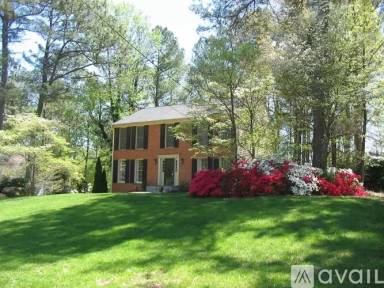 Main picture of 2384 Emory Ln NE