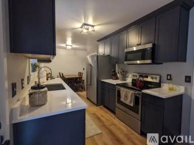 Main picture of 511 NW Oakmont St