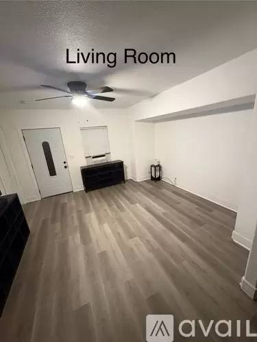 Main picture of 8022 Willow St
