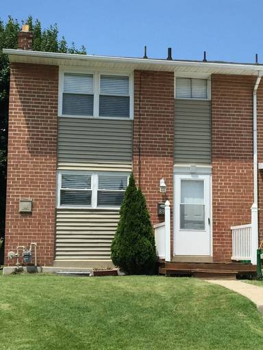 Main picture of 891 E Kings Ct