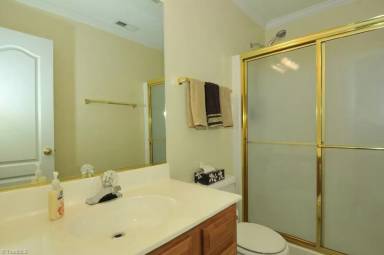 Main picture of 128 Troonsway Rd