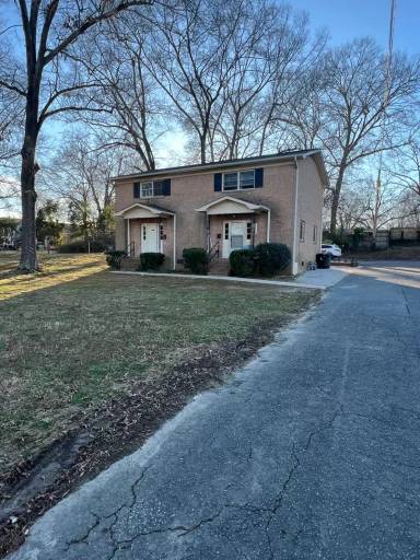 Main picture of 708 S Church St