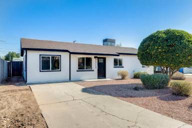 Main picture of 6715 N 32nd Dr