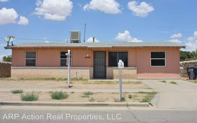 Main picture of 8438 Independence Dr