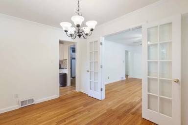 Main picture of 930 Scott Cir