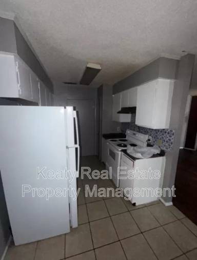 Main picture of 108 Meudon St