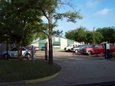 Main picture of 406 N Oak St