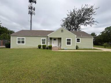 Main picture of 1618 Bruce Dr