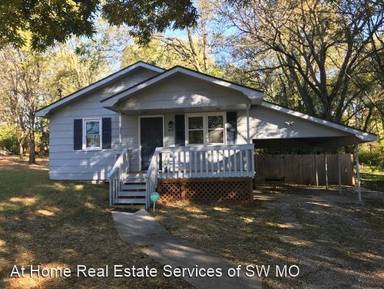 Main picture of 3137 E Republic Rd