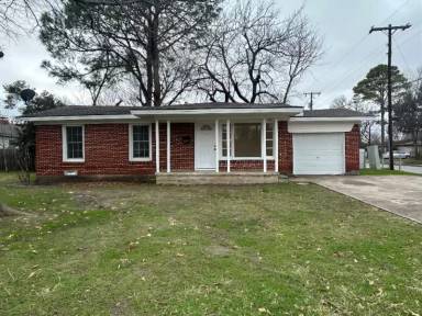 Main picture of 803 S Galloway Ave