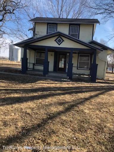 Main picture of 420 E 4th St