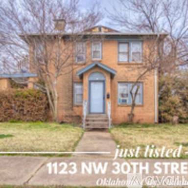 Main picture of 1123 1/2 NW 30th St