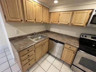 Main picture of 136 Chiswick Rd