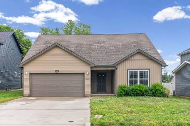 Main picture of 204 King Rd