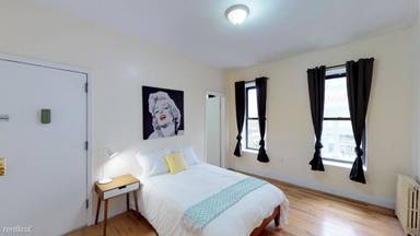 Main picture of 79 W 124th St