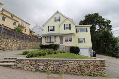 Main picture of 113 Forest St